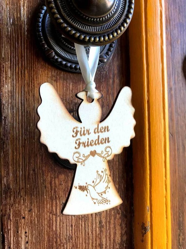 Un ange pour la paix / don à l'Ukraine / pendentif ange en bois