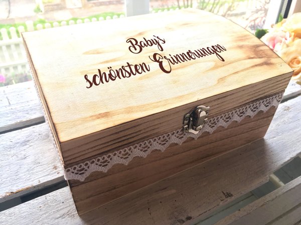 Große Baby Erinnerungsbox personalisiert mit Name / Babygeschenk mit Gravur