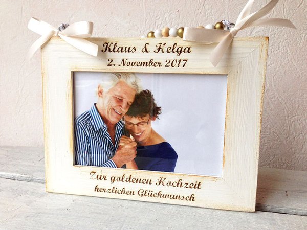 Bilderrahmen personalisiert mit "Namen + Hochzeitsdatum " / Geschenk zur Hochzeit
